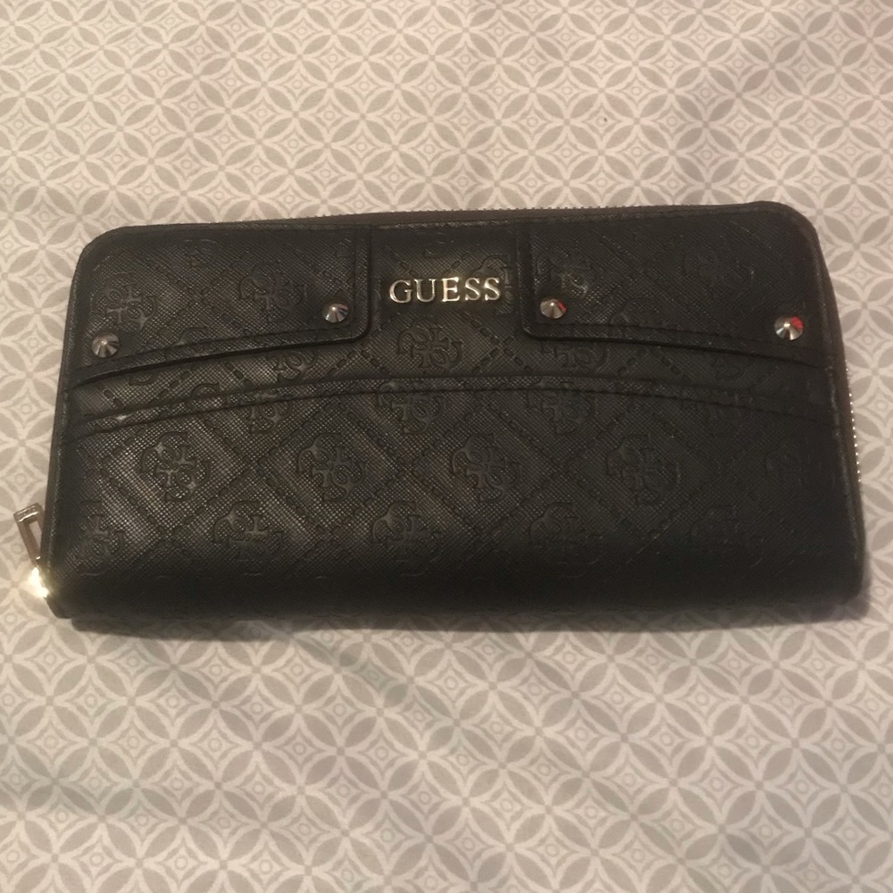2/$10 Guess wallet